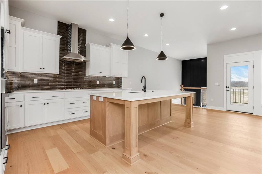 16983 S Cheshire Street — photo 3
