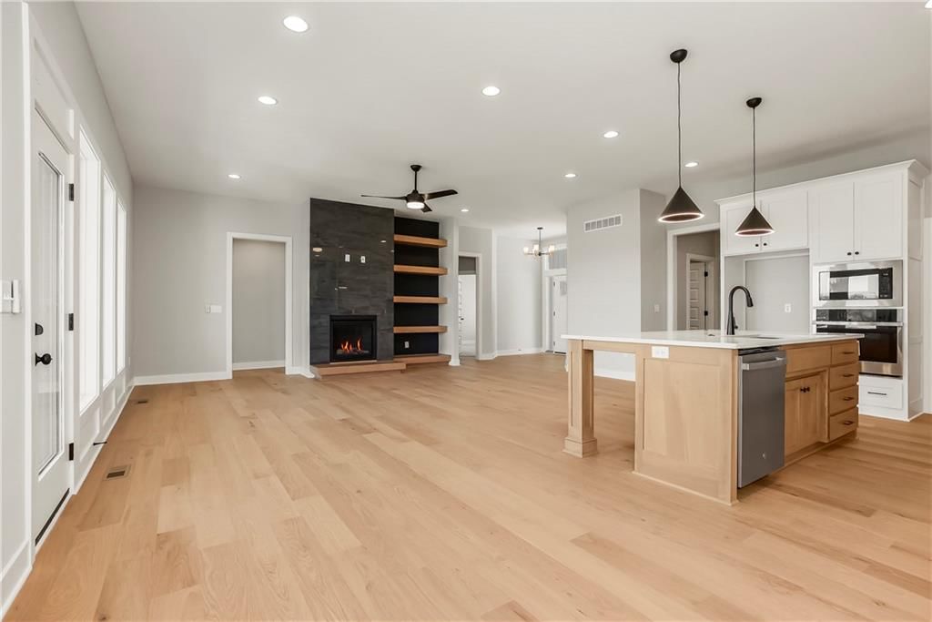 16983 S Cheshire Street — photo 4