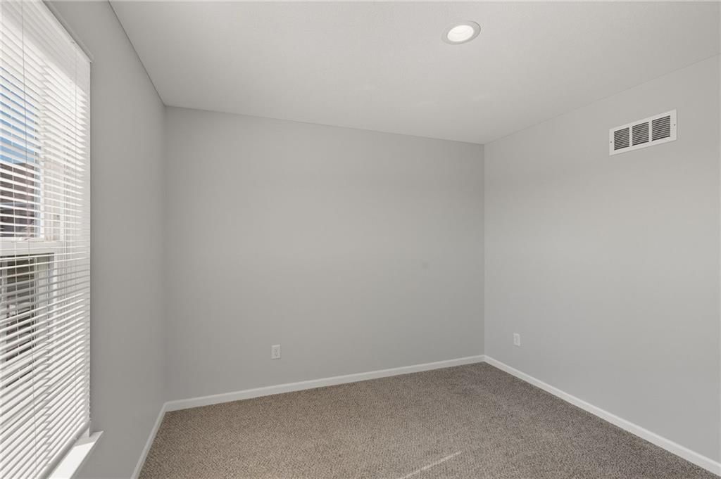 21708 North Ridge — photo 31