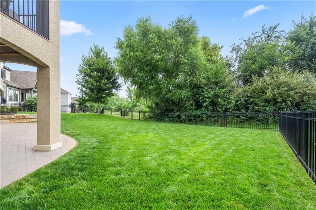 11909 W 168th Street — photo 92
