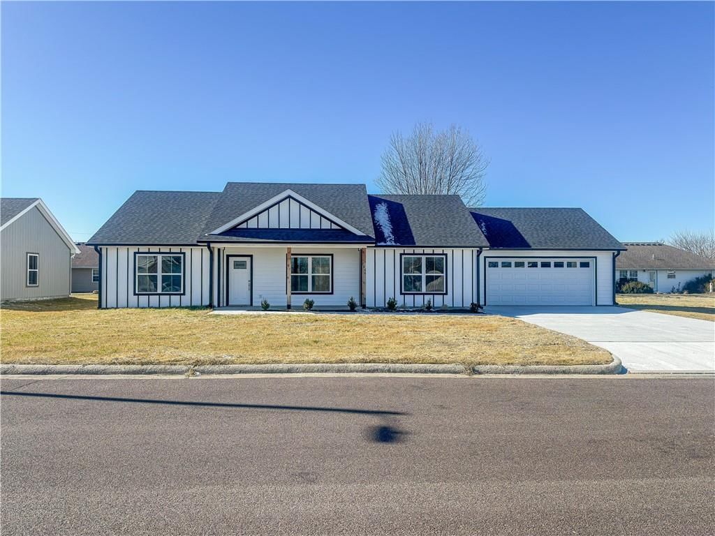 706 Ivy Lane, Sedalia, MO