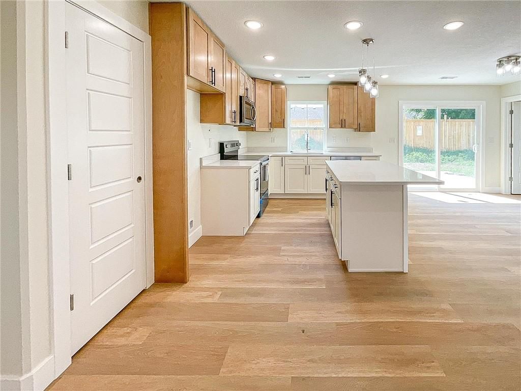 706 Ivy Lane — photo 7