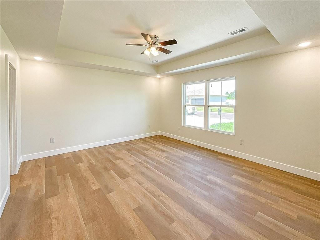 706 Ivy Lane — photo 9