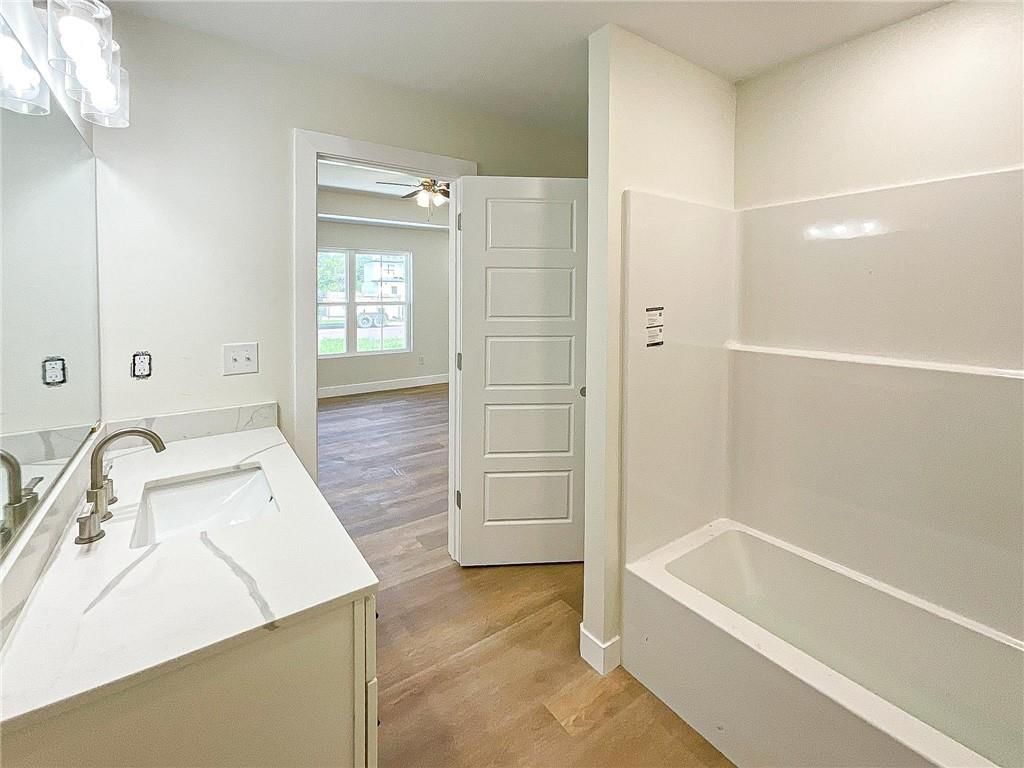 706 Ivy Lane — photo 12
