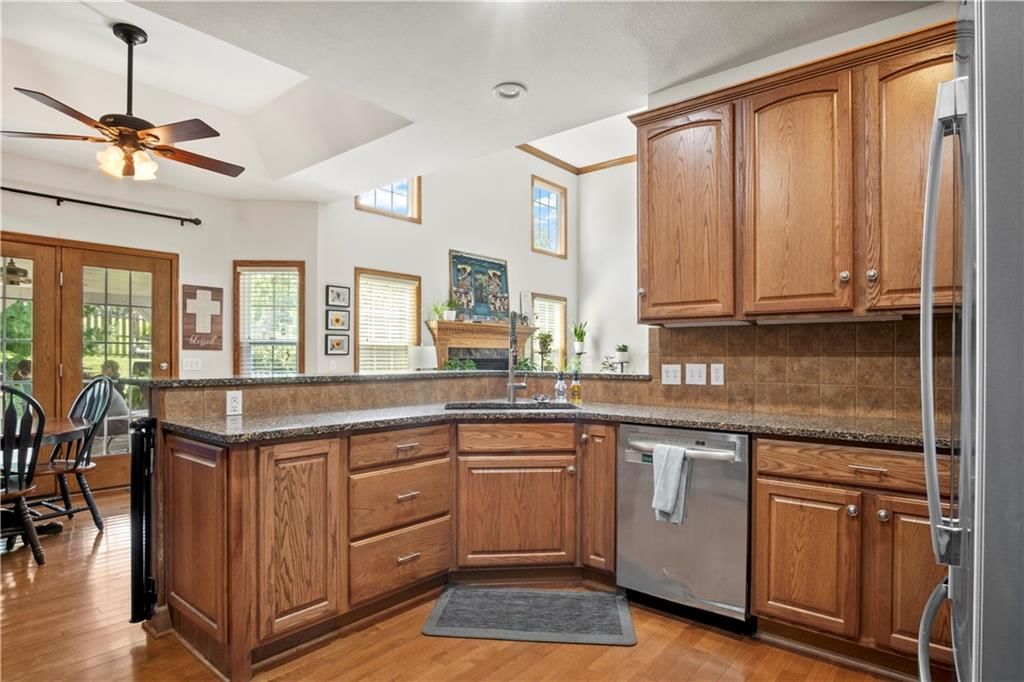 2685 NE River Ridge Road — photo 5