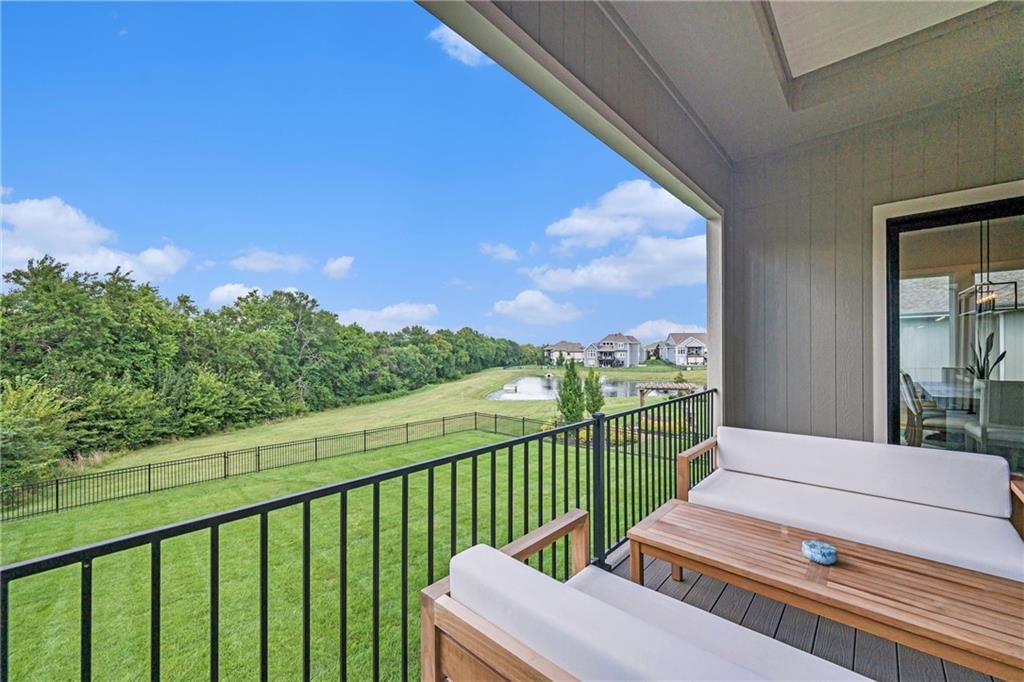 Photo 18 of 57 - 17045 Bluejacket Street