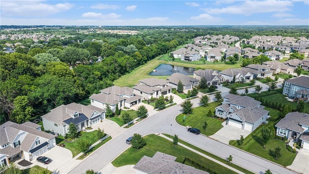 Photo 55 of 57 - 17045 Bluejacket Street