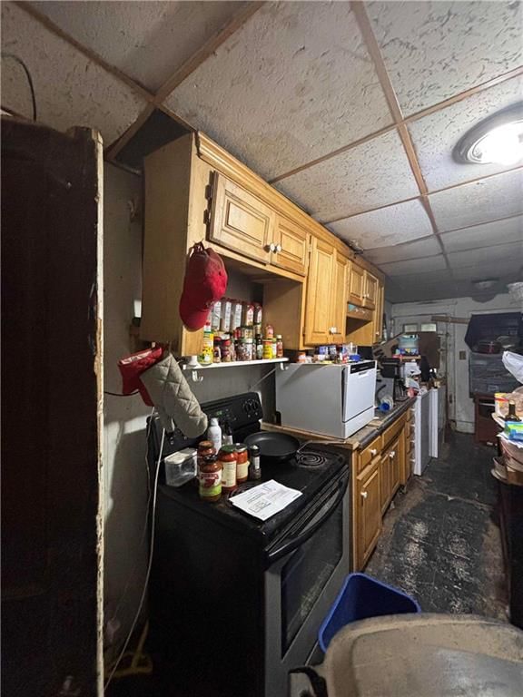 3228 Thompson Avenue — photo 2