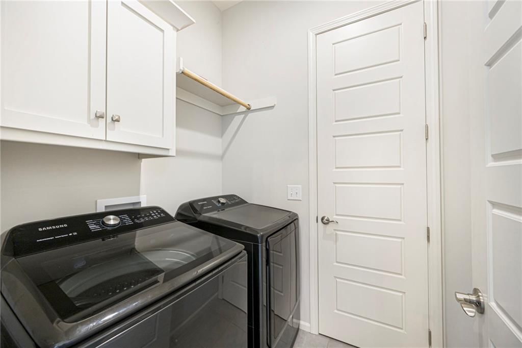 Photo 21 of 29 - 4417 N 142nd Street