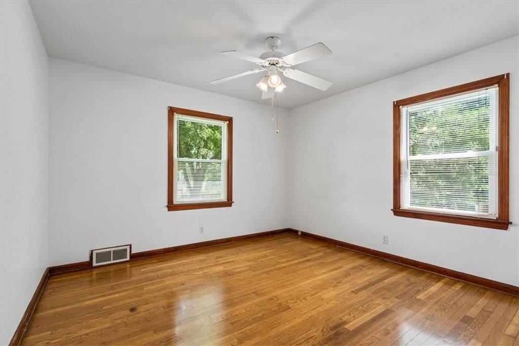 8515 W 57th Street — photo 14