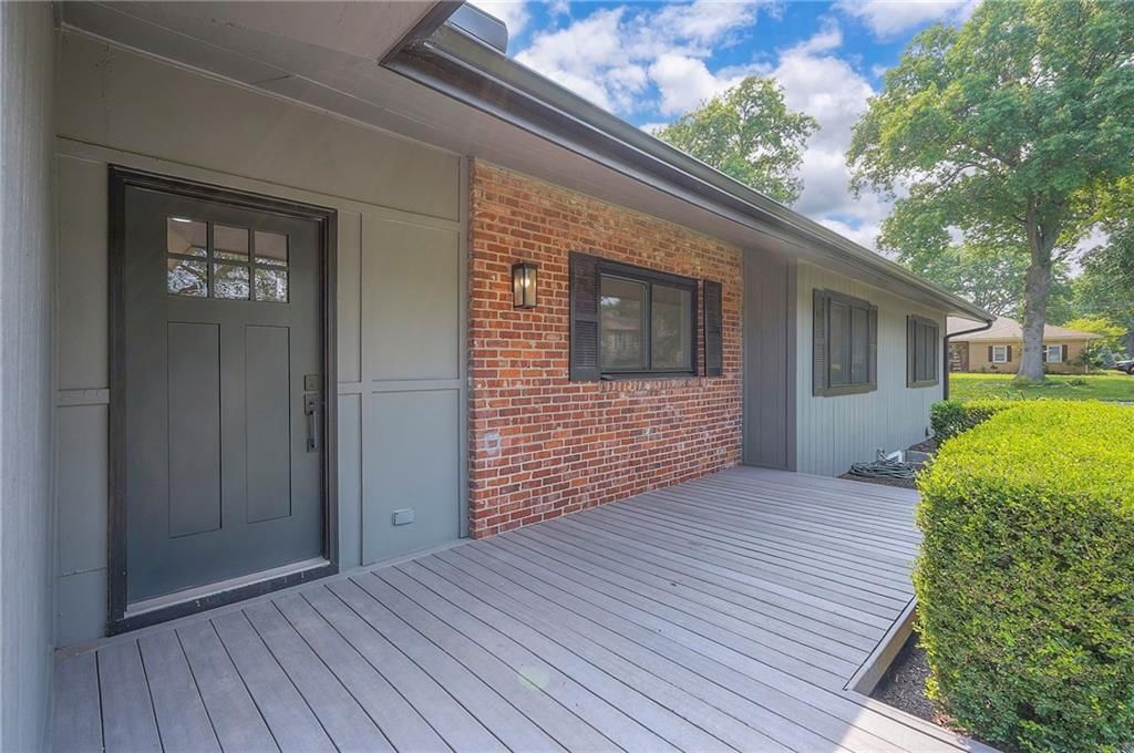 5001 Reinhardt Drive — photo 5