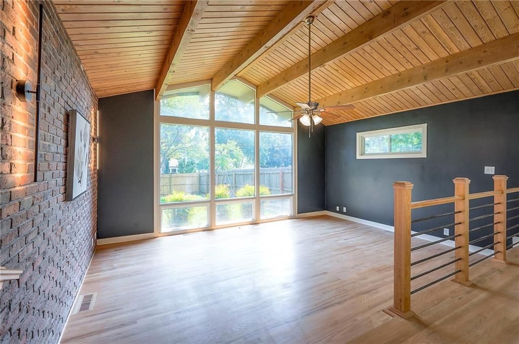 5001 Reinhardt Drive — photo 8