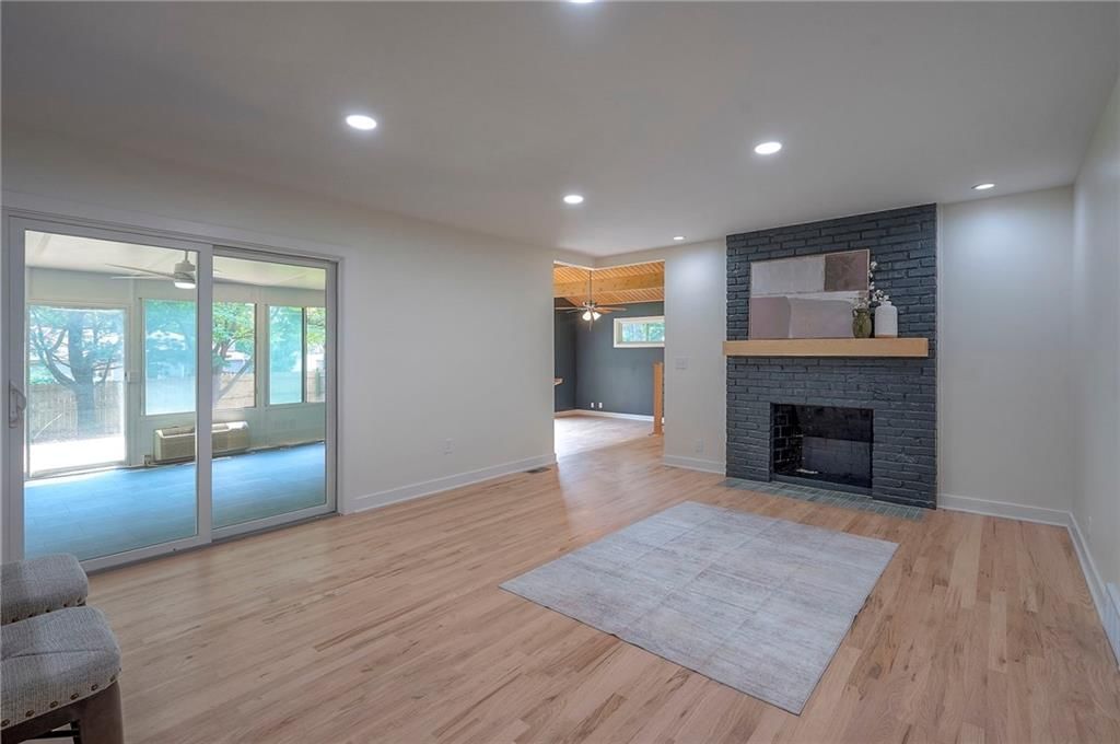 5001 Reinhardt Drive — photo 12