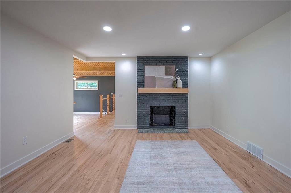 5001 Reinhardt Drive — photo 13