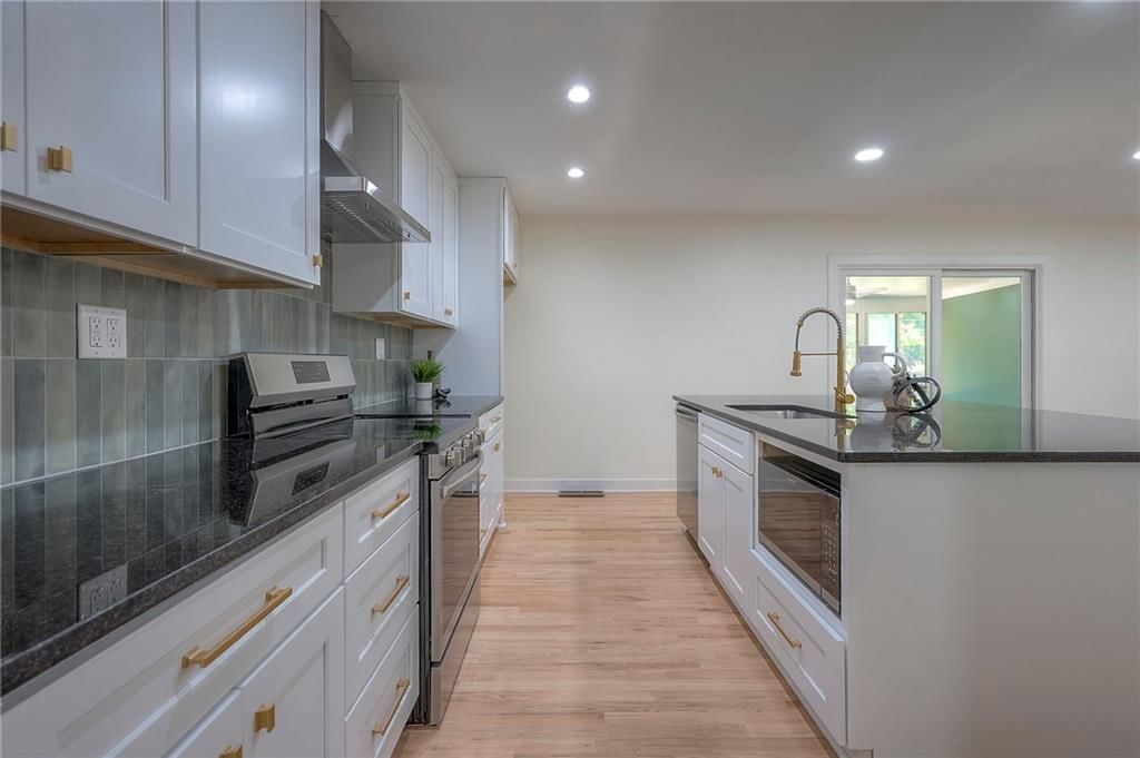 5001 Reinhardt Drive — photo 16