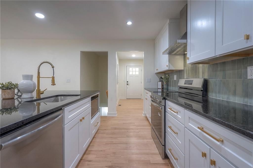 5001 Reinhardt Drive — photo 19