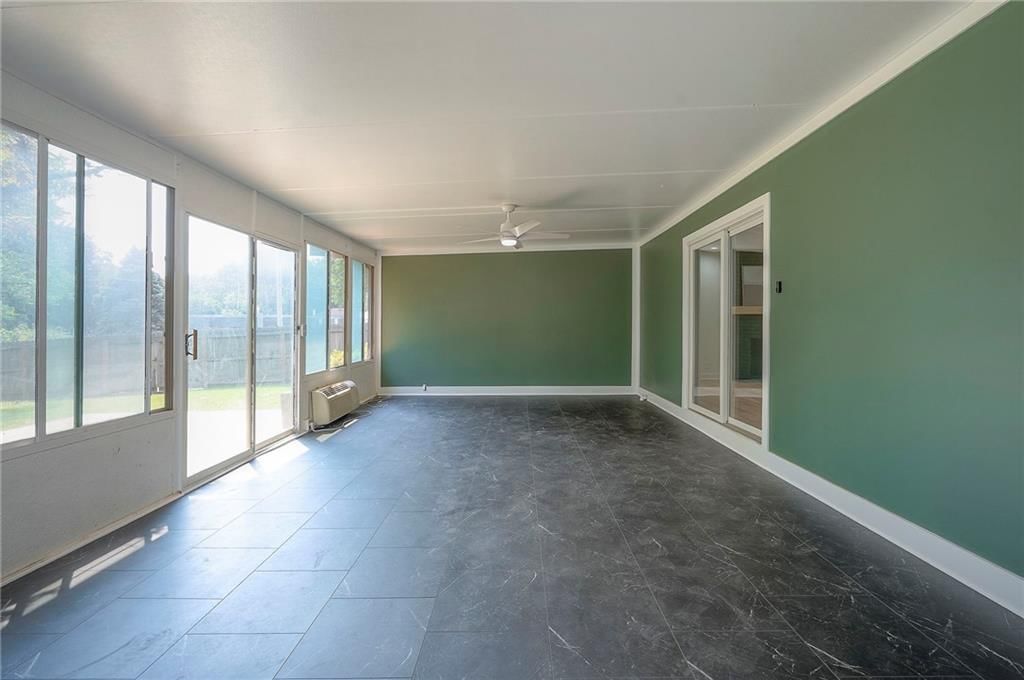 5001 Reinhardt Drive — photo 24