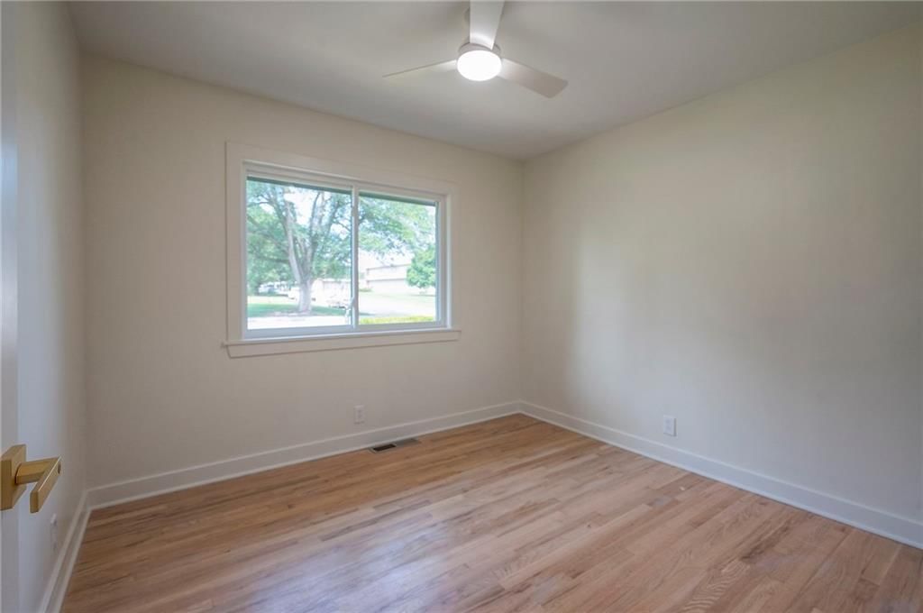 5001 Reinhardt Drive — photo 29