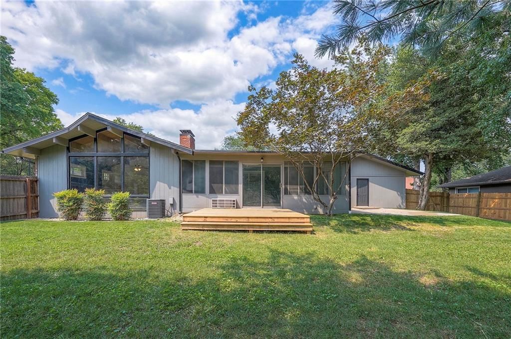 5001 Reinhardt Drive — photo 41