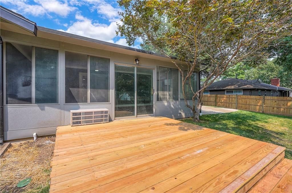 5001 Reinhardt Drive — photo 43