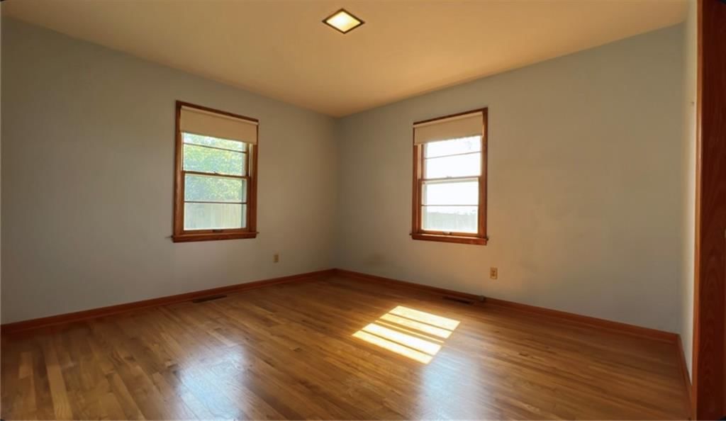 205 S Westview Road — photo 9