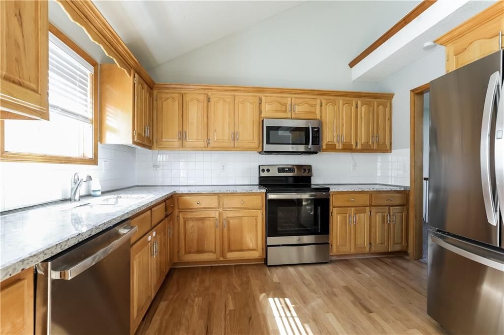 Photo 5 of 15 - 7101 N Bristol Avenue