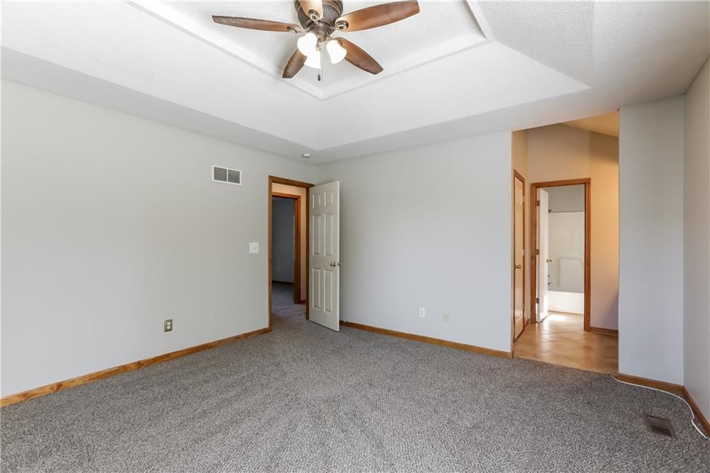 Photo 8 of 15 - 7101 N Bristol Avenue