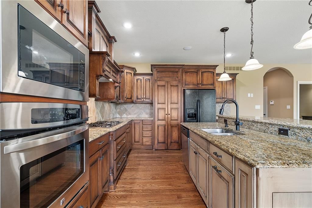 2118 SE Hemlock Drive — photo 13