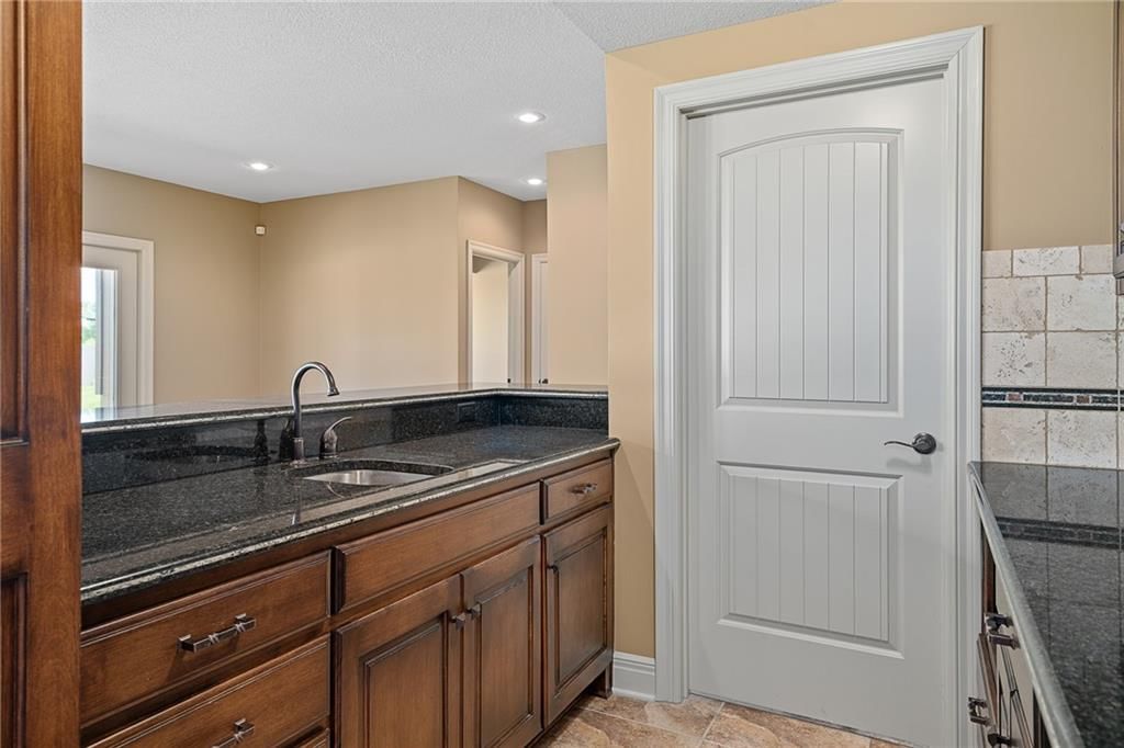 2118 SE Hemlock Drive — photo 35