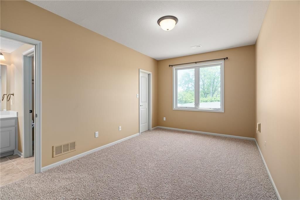2118 SE Hemlock Drive — photo 37
