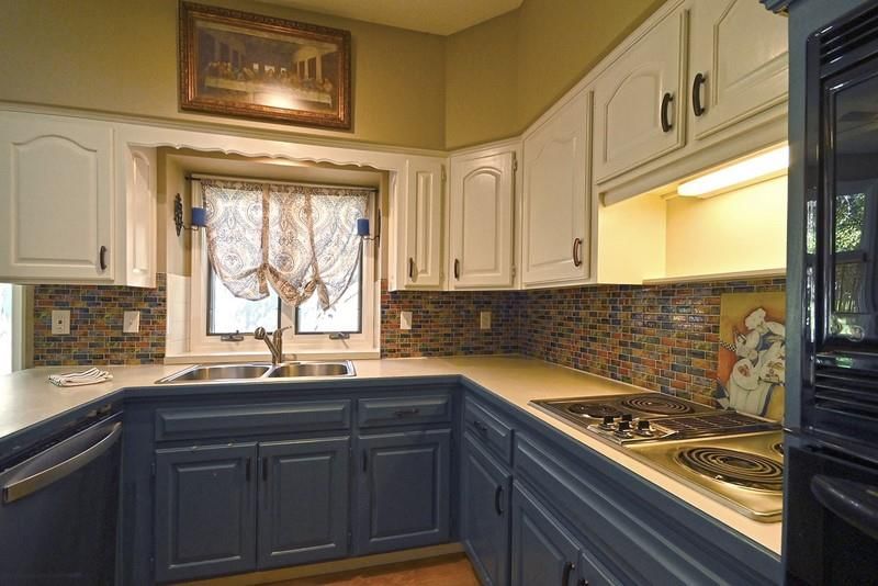 Photo 11 of 51 - 5218 W 122nd Street