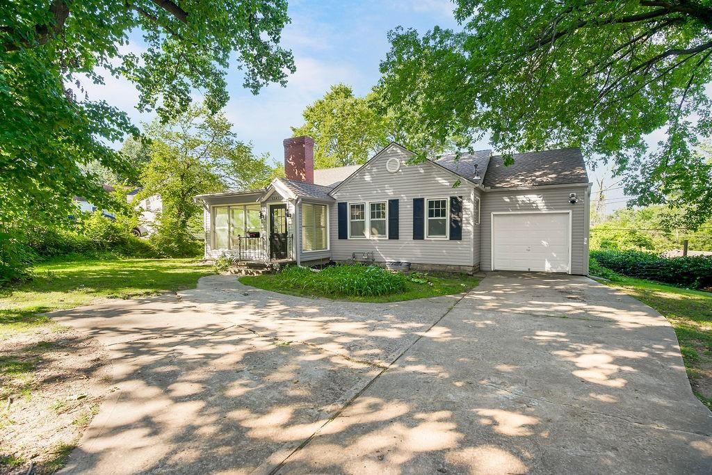 6347 Sni A Bar Road, Kansas City, MO