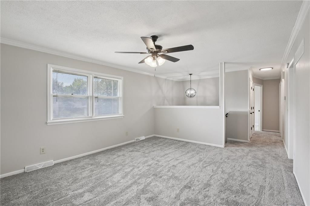 305 W 2nd Terrace — photo 6