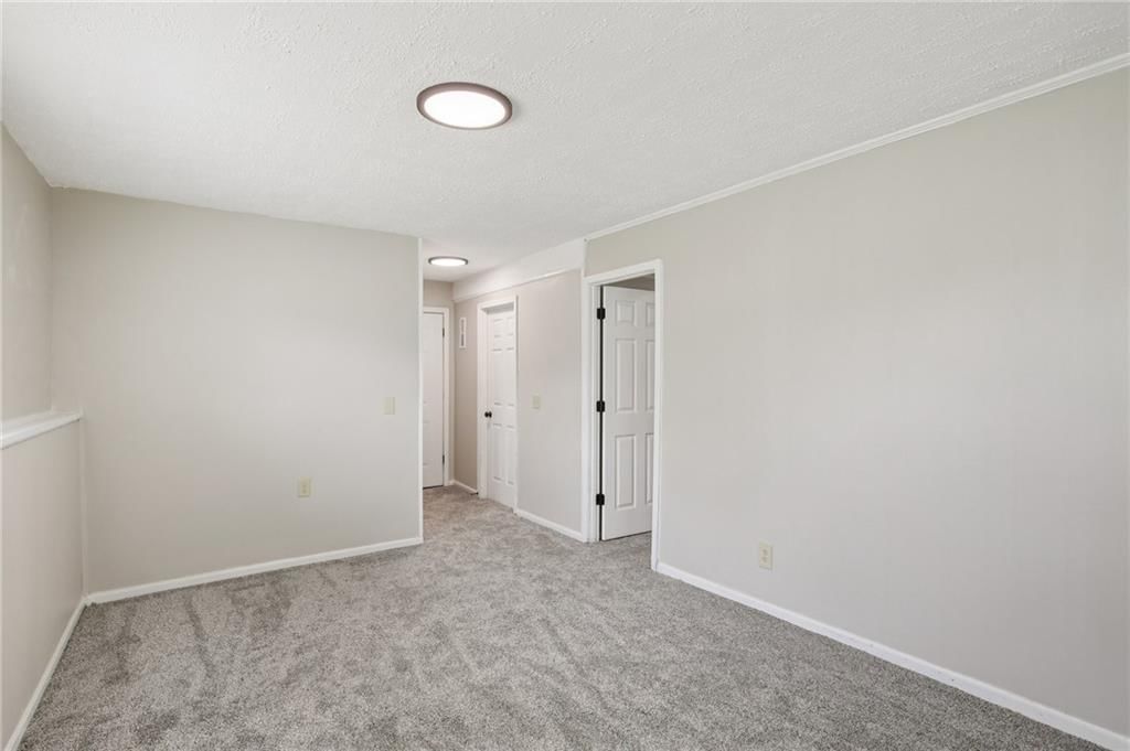 305 W 2nd Terrace — photo 15