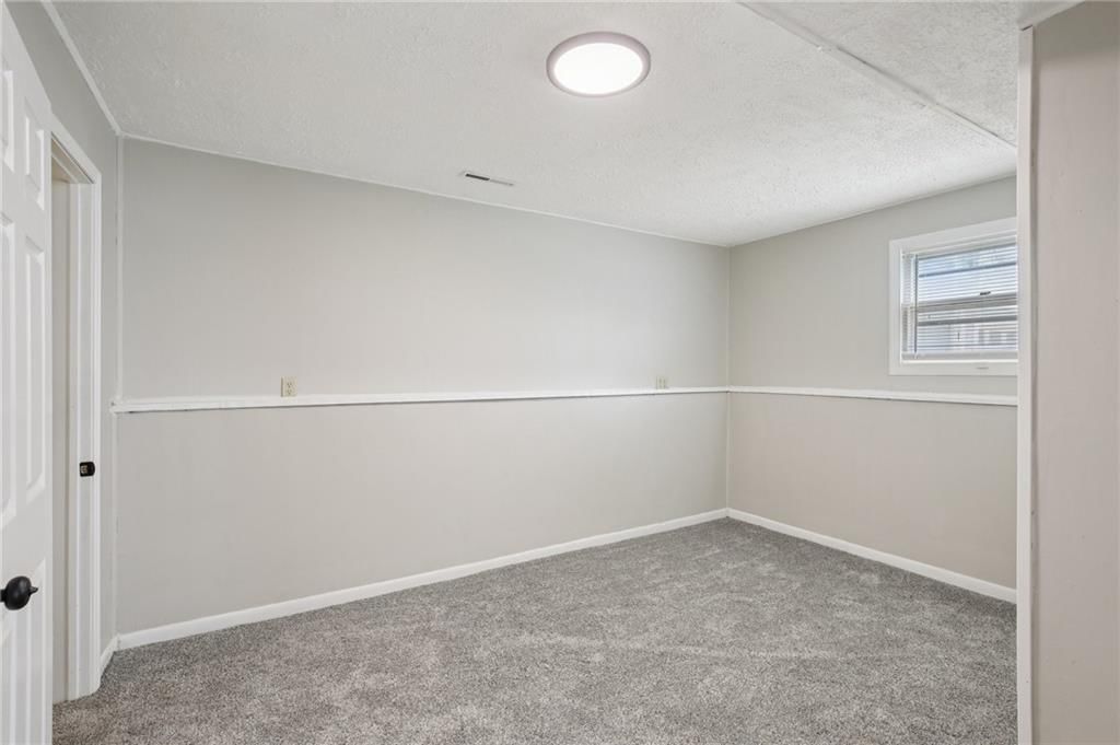 305 W 2nd Terrace — photo 16