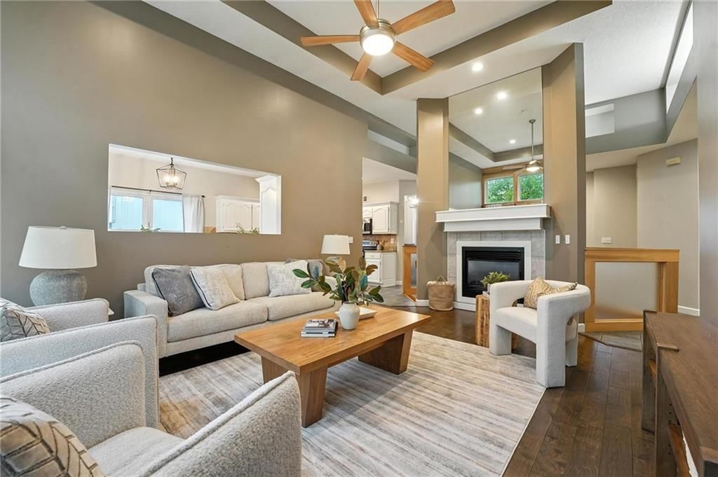 Photo 5 of 53 - 5429 NE Sunshine Drive