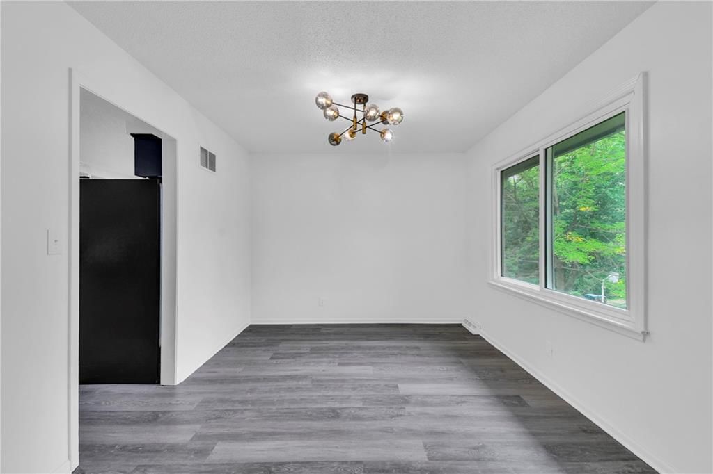 Photo 11 of 33 - 2338 N 88th Street