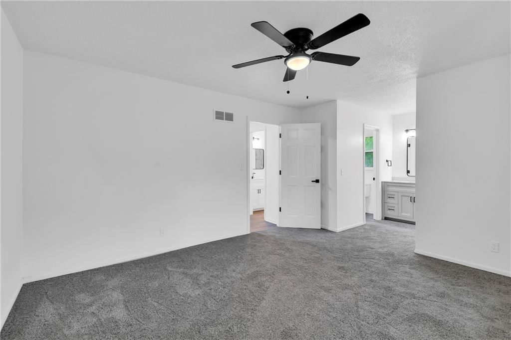 Photo 26 of 33 - 2338 N 88th Street