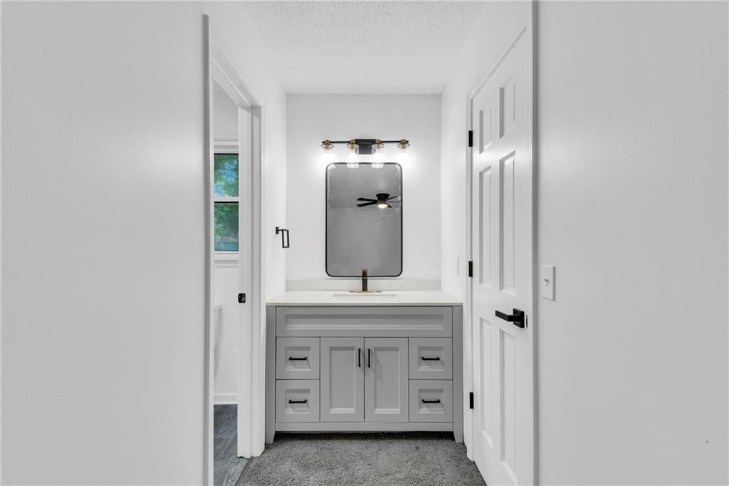 Photo 27 of 33 - 2338 N 88th Street