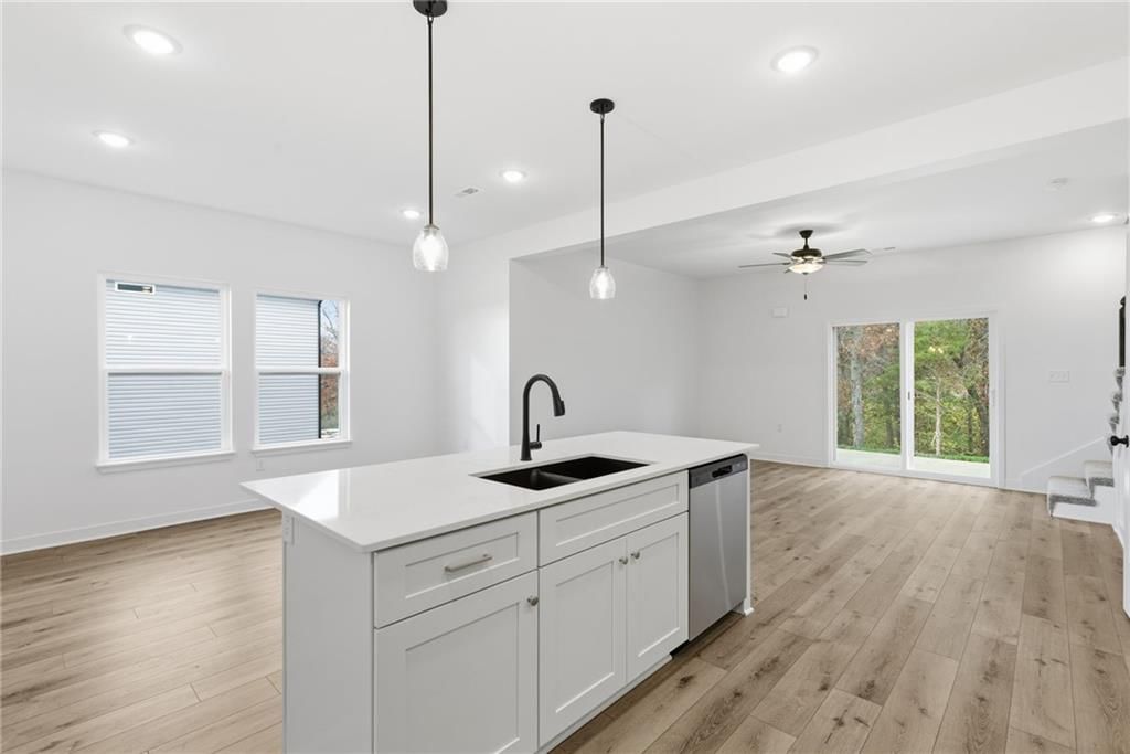704 Mahogany Court — photo 7