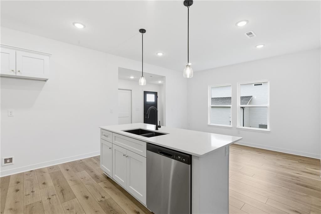 704 Mahogany Court — photo 12