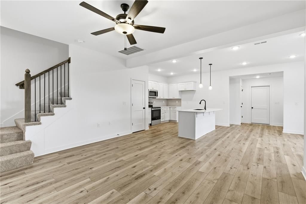 704 Mahogany Court — photo 13