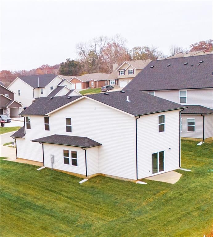 704 Mahogany Court — photo 38