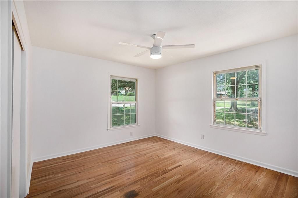 10701 Grandview Road — photo 11