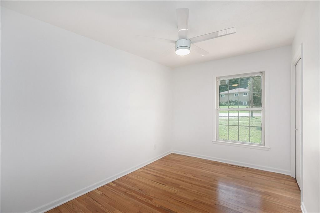 10701 Grandview Road — photo 12