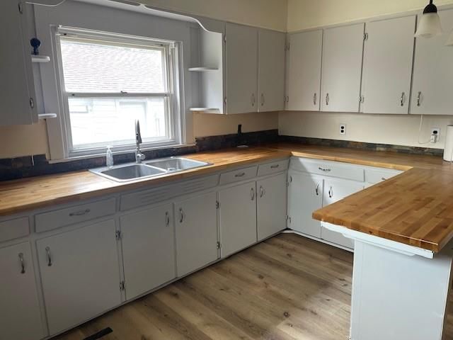 311 W Larch Street — photo 15