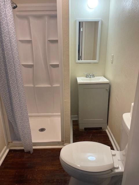 311 W Larch Street — photo 28