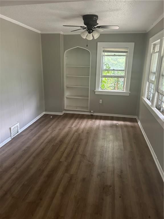 Photo 2 of 9 - 1703 E 50th Street
