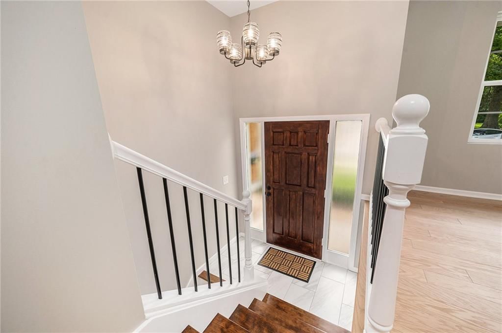 9825 Drury Avenue — photo 4