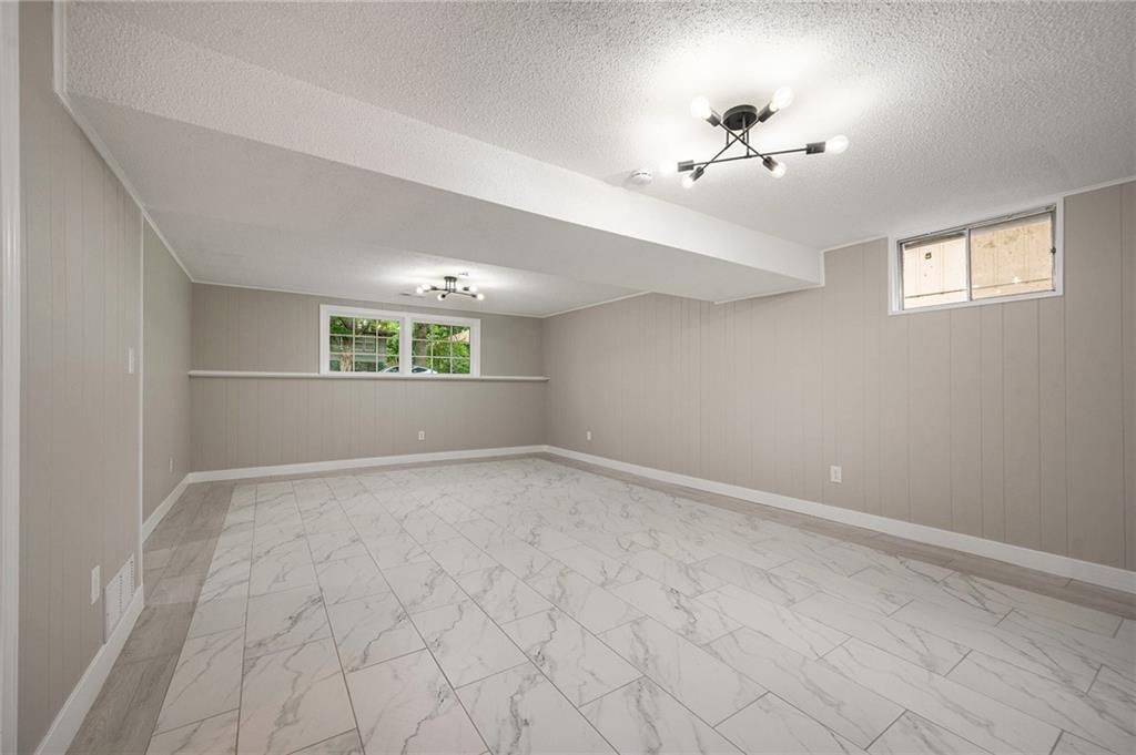 9825 Drury Avenue — photo 21